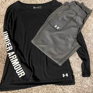⭐️ Under Armor long sleeve shirt & pants- Small